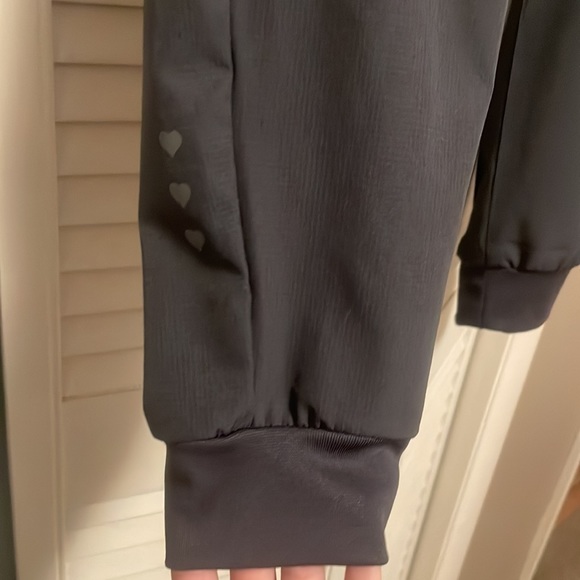 Heart and soul women’s scrub set. Small top. Medium bottoms. Gray color. - Picture 3 of 4